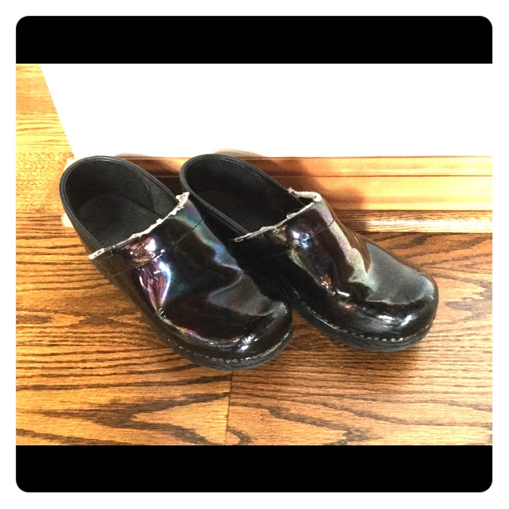 Iridescent black Dansko 38/8 US